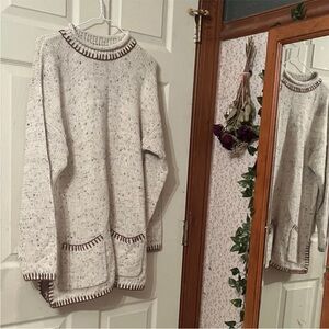Vintage Cozy Cream Sweater with Brown Accents